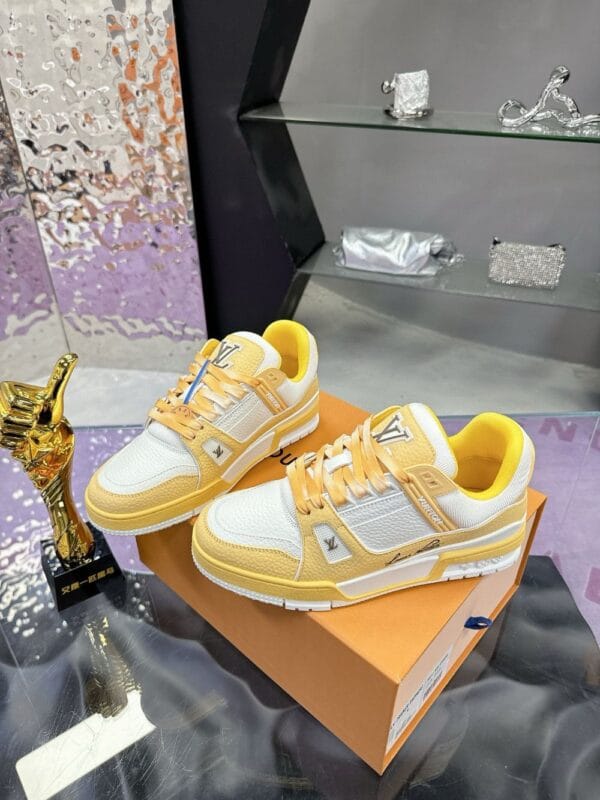 Louis Vuitton Trainer Yellow