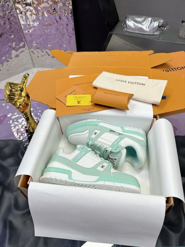 Louis Vuitton Trainer Green