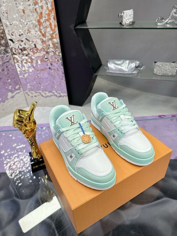 Louis Vuitton Trainer Green