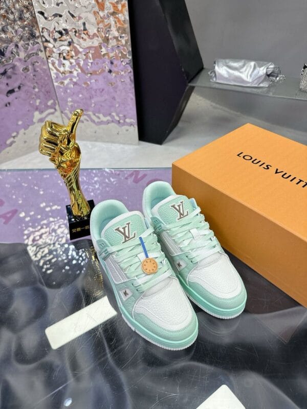 Louis Vuitton Trainer Green