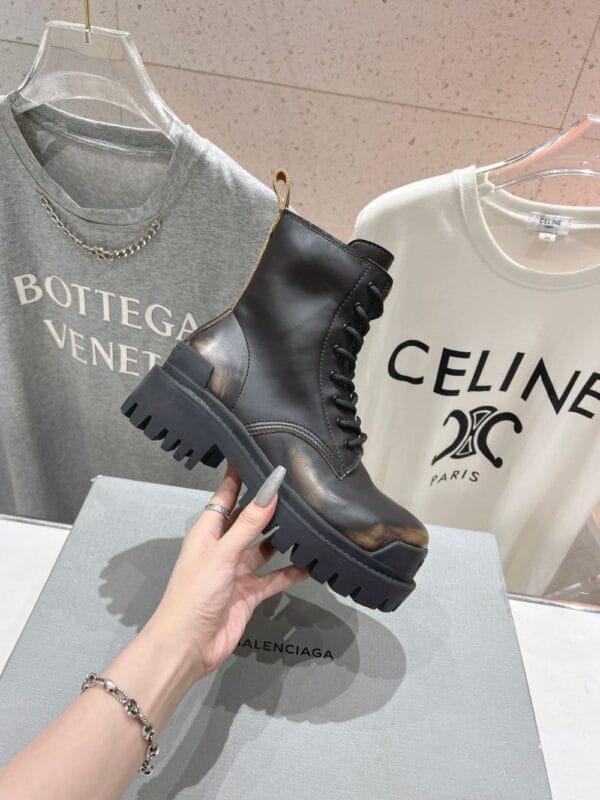 Balenciaga Strike Martin Boots 2024ss Brown