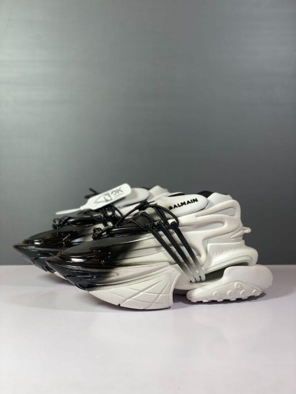 Balmain Unicorn 2022 Black and White