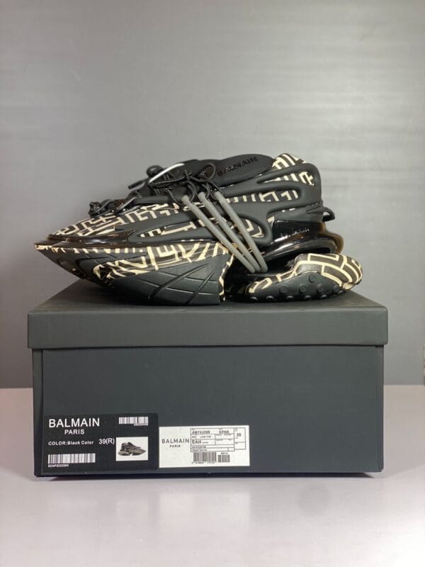 Balmain Unicorn 2022 Black
