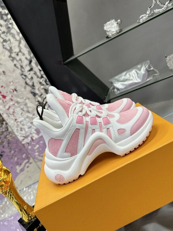 Louis Vuitton Archlight Pinkwhite