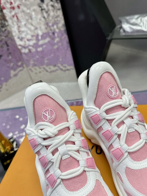 Louis Vuitton Archlight Pinkwhite