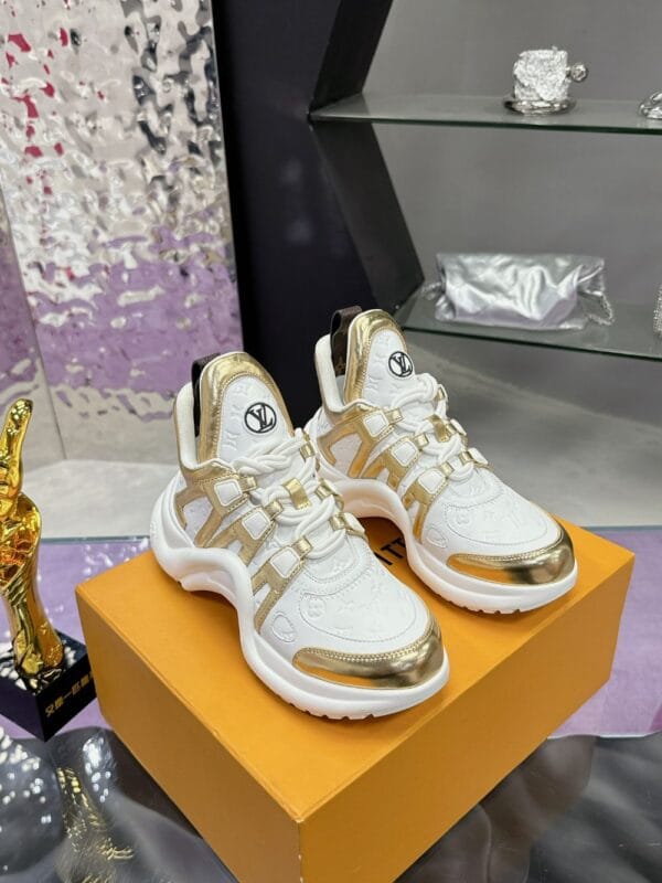 Louis Vuitton Archlight Gold