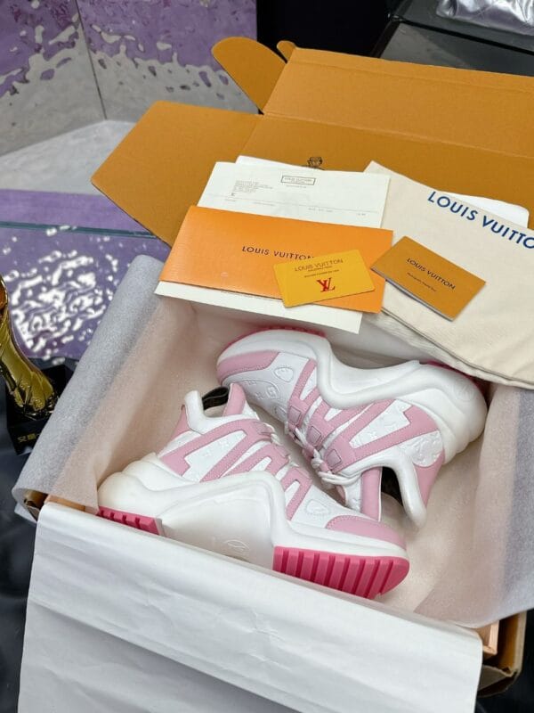 Louis Vuitton Archlight Pinkcolor