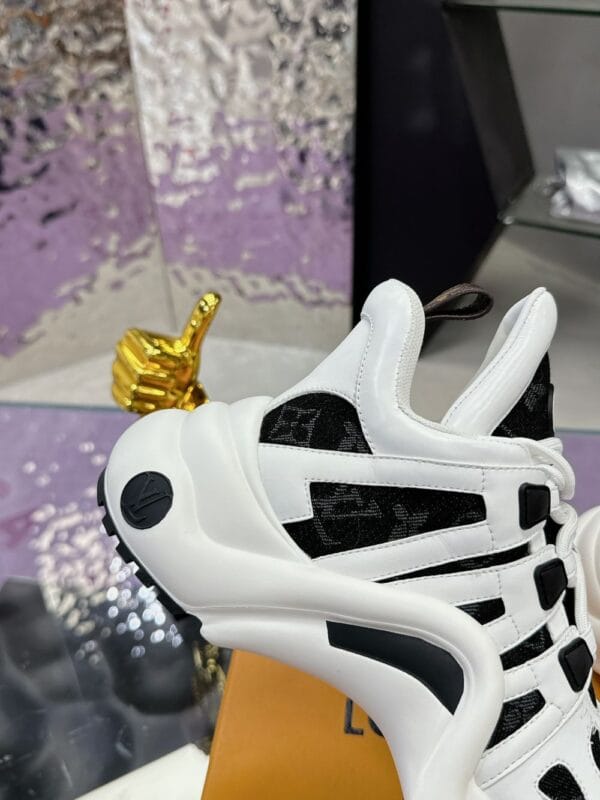 Louis Vuitton Archlight Black Women