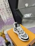 Louis Vuitton Archlight Blackcolor Women