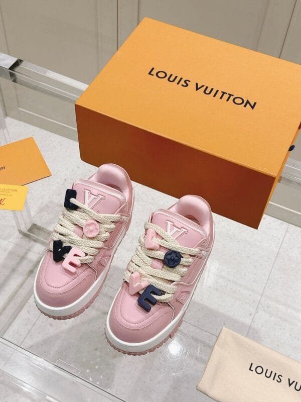 Louis Vuitton Trainer Maxi LOVE Sneaker Pink