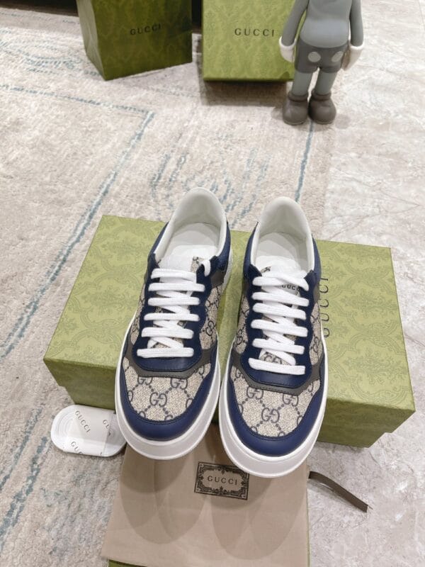 Gucci Chunky B Supreme Blue