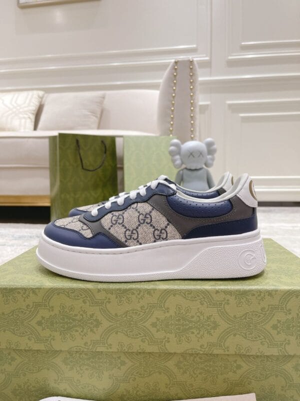 Gucci Chunky B Supreme Blue