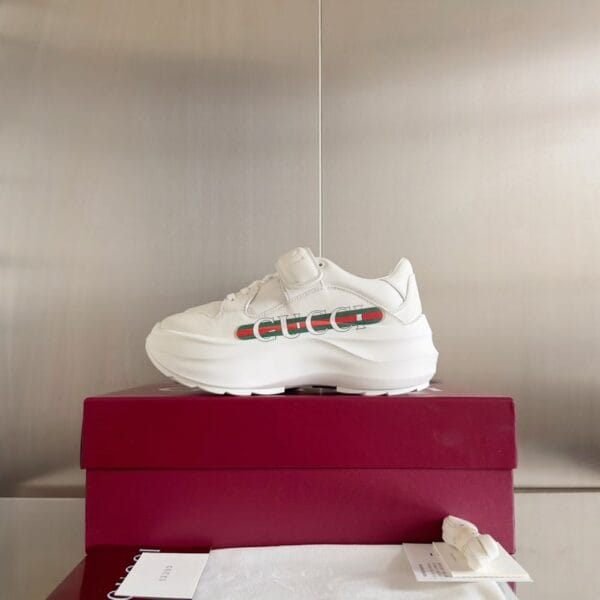 Gucci Wave White Color Logo