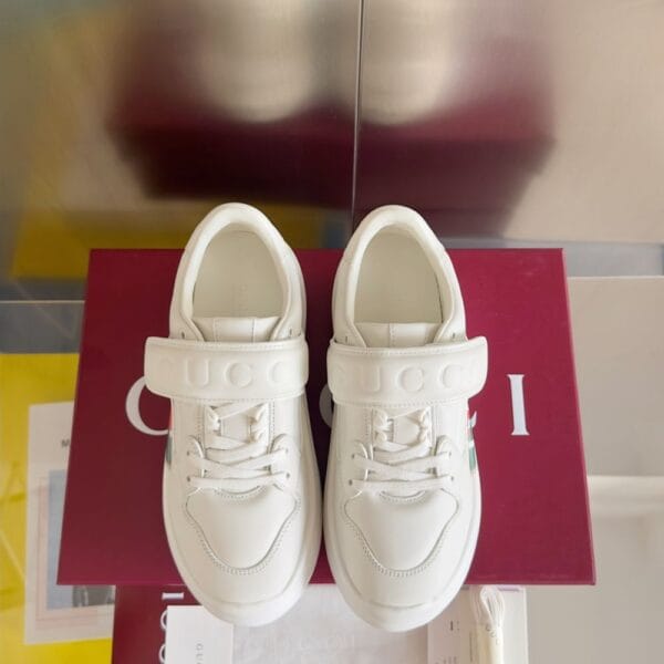Gucci Wave White Color Logo