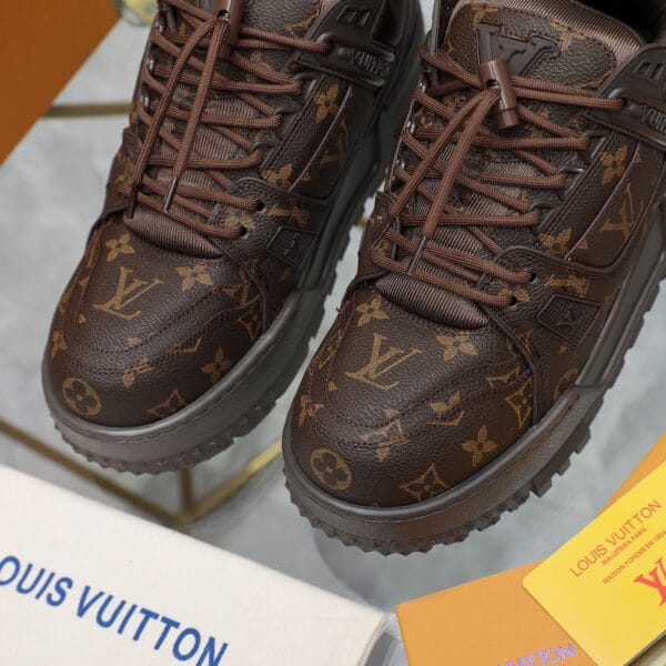 Louis Vuitton Trainer Maxi  Leather Classical Logo Sneaker 24ss