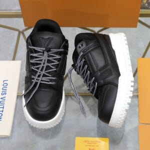 Louis Vuitton Trainer Maxi  Leather Black and White Sneaker 24ss