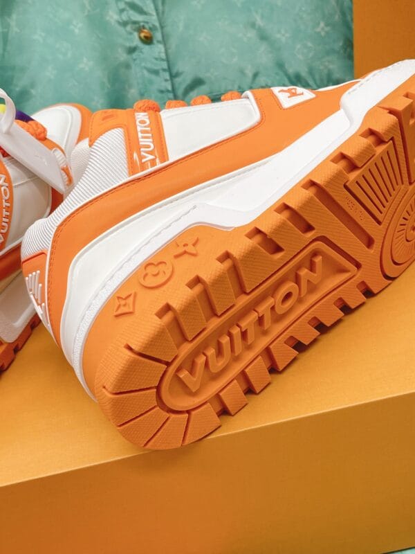 Louis Vuitton Trainer Maxi  LOVE Orange Sneaker