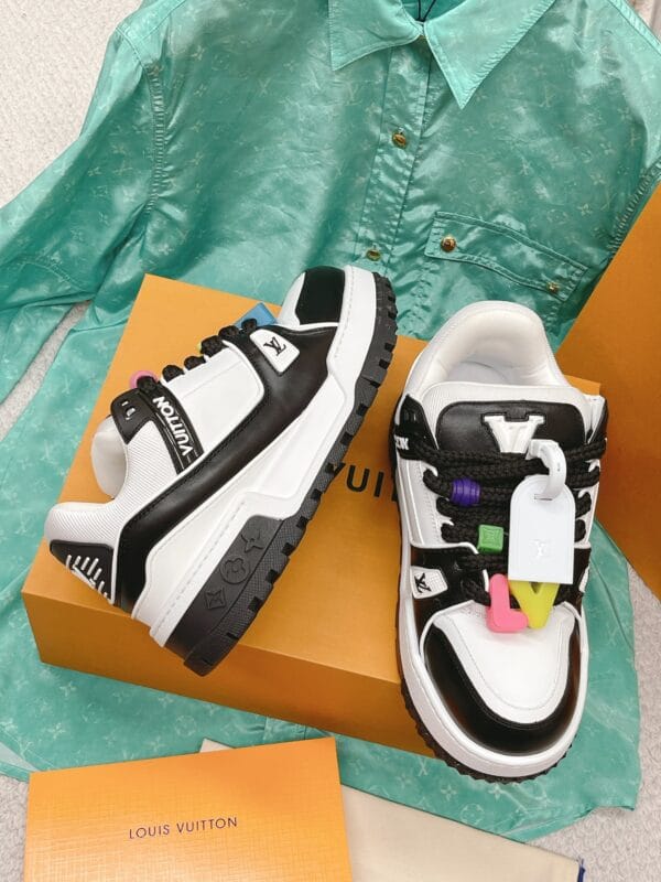 Louis Vuitton Trainer Maxi  LOVE Black Sneaker