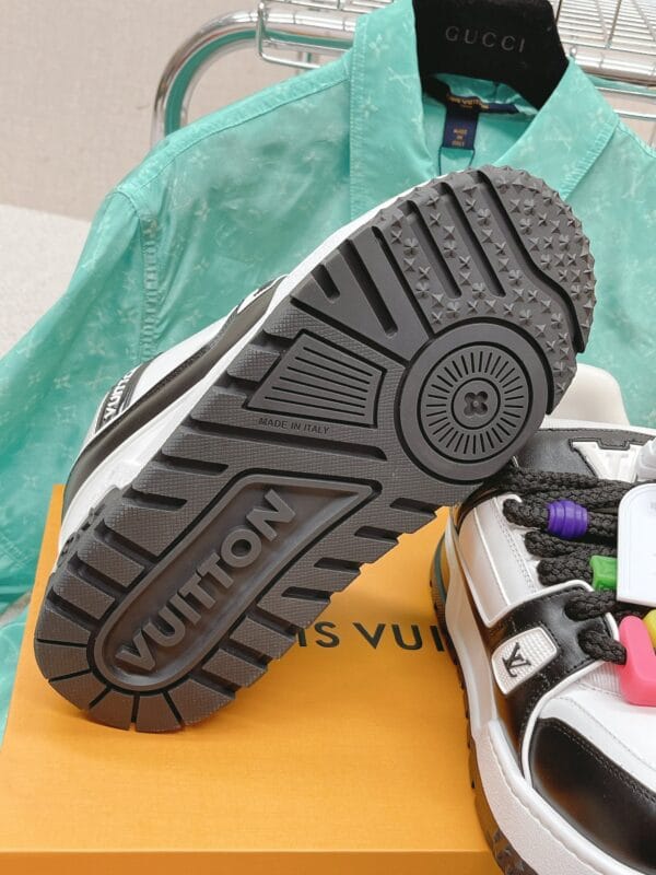 Louis Vuitton Trainer Maxi  LOVE Black Sneaker
