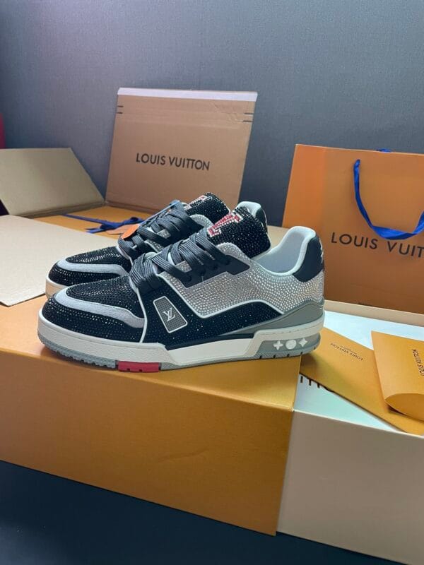 Louis Vuitton Trainer Diamond Black Grey