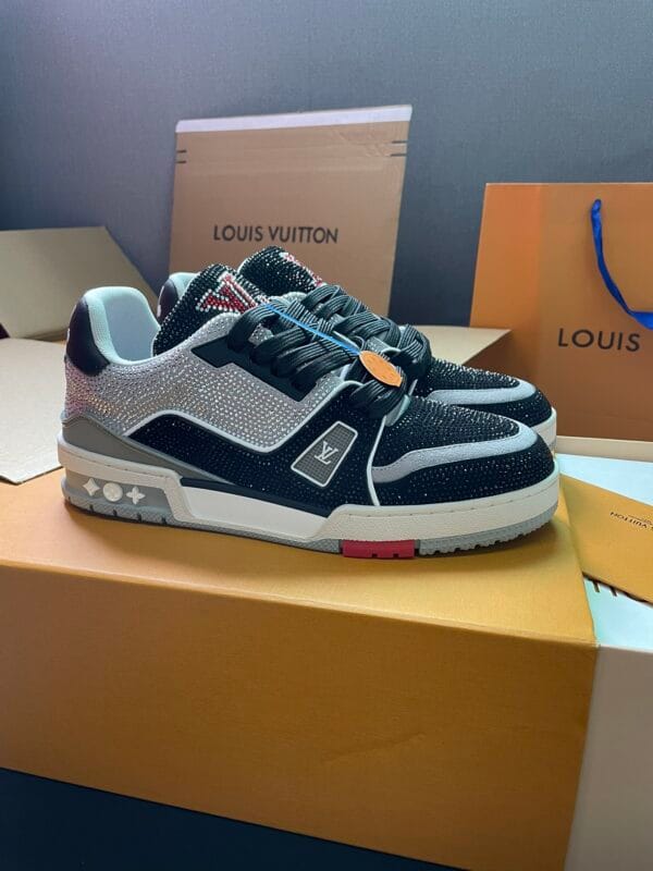 Louis Vuitton Trainer Diamond Black Grey