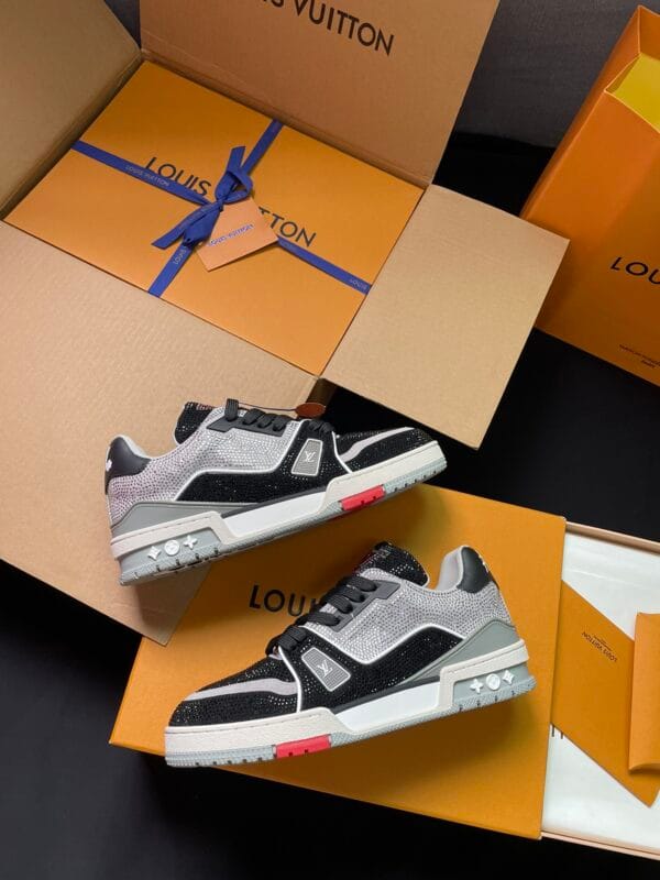 Louis Vuitton Trainer Diamond Black Grey