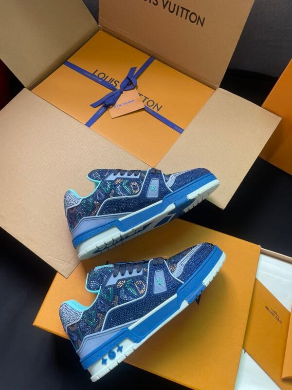 Louis Vuitton Trainer Diamond Blue Flower Seal