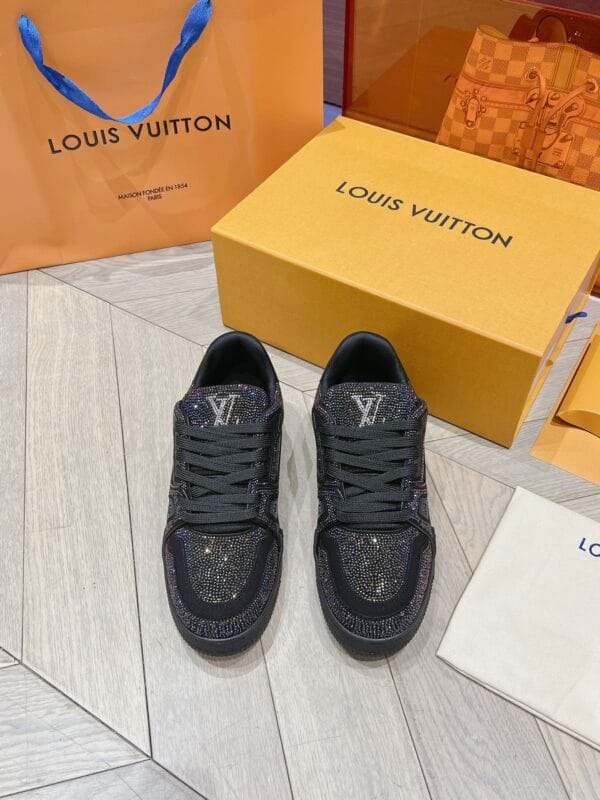 Louis Vuitton Trainer Diamond Black