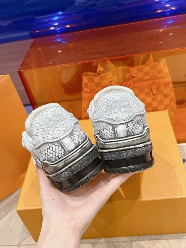 Louis Vuitton Trainer Light Grey Snake