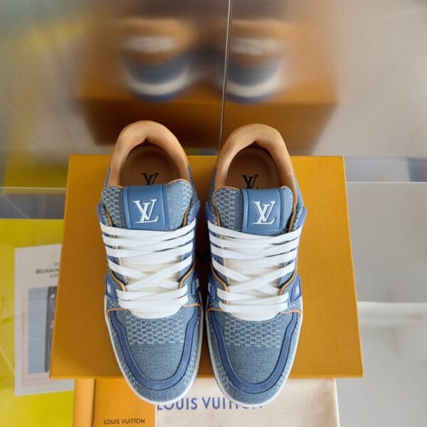 Louis Vuitton Trainer Blue Jeans