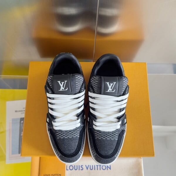 Louis Vuitton Trainer Black Jeans