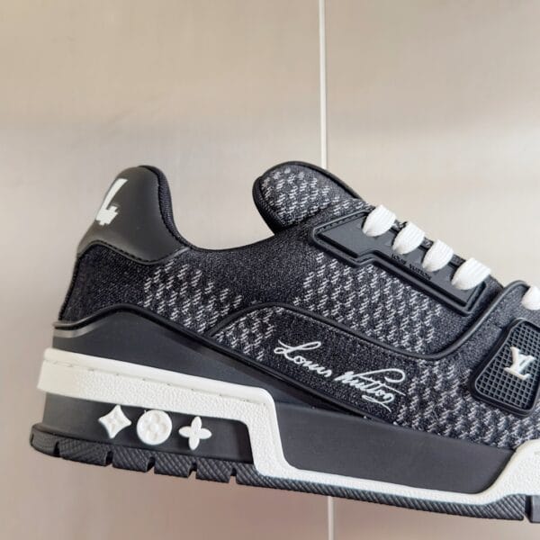 Louis Vuitton Trainer Black Jeans
