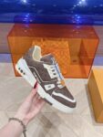 Louis Vuitton Trainer Brown Full Print