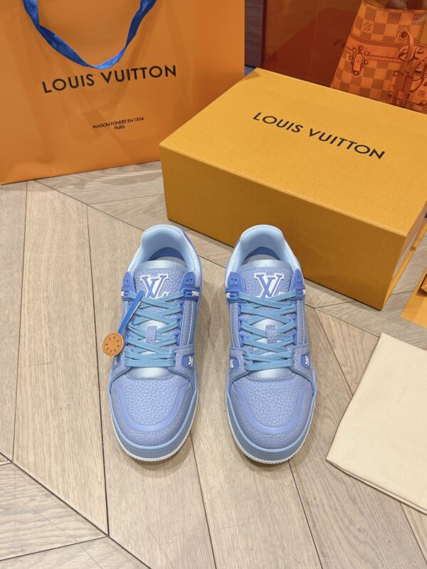 Louis Vuitton Trainer Blue Original