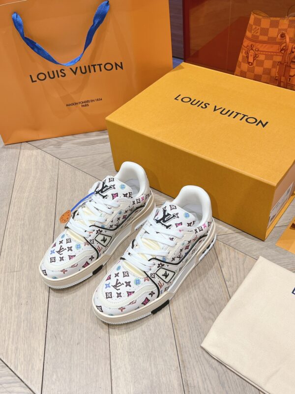 Louis Vuitton Trainer Color  Full Print