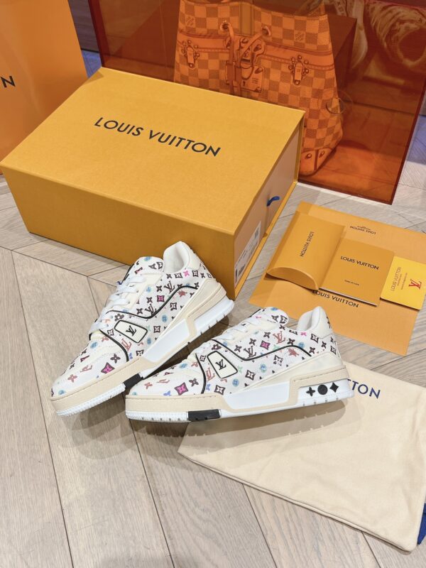 Louis Vuitton Trainer Color  Full Print