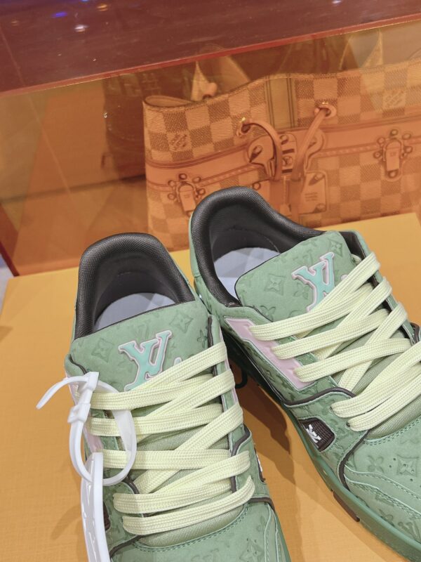 Louis Vuitton Trainer Green  Full Print