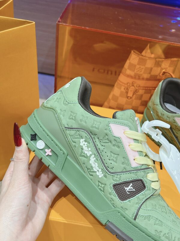 Louis Vuitton Trainer Green  Full Print