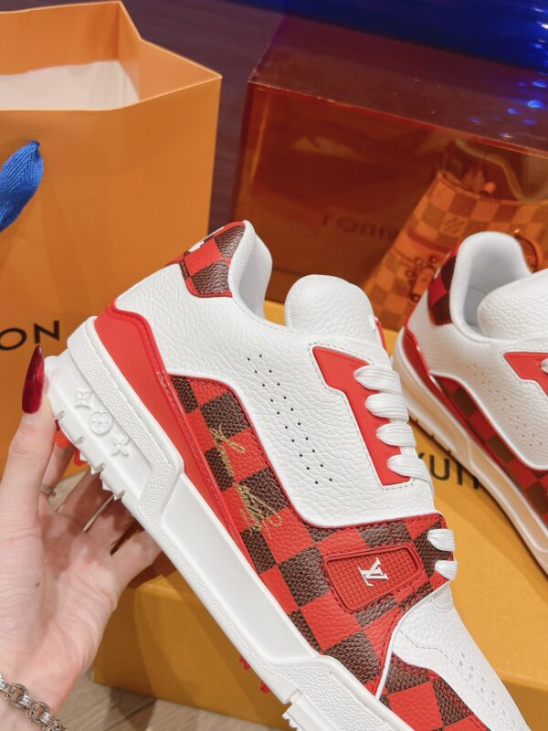 Louis Vuitton Trainer White Red Grid