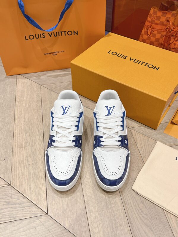 Louis Vuitton Trainer White Light Blue  Grid