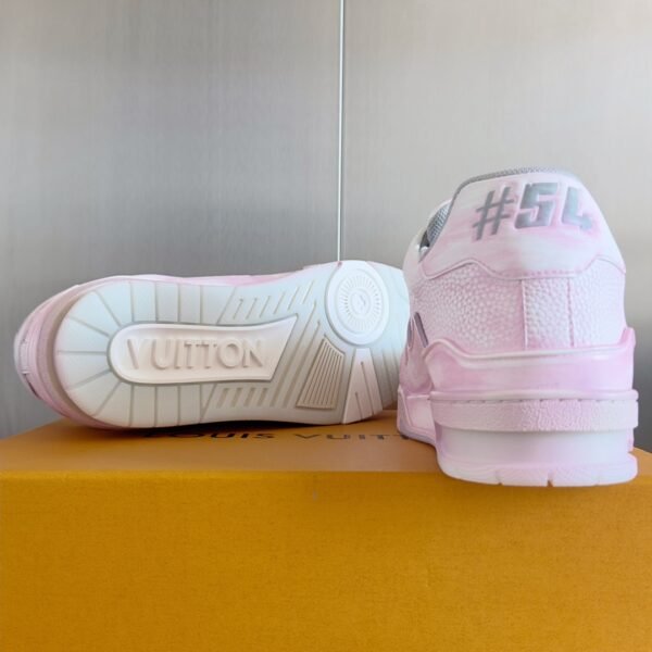 Louis Vuitton Trainer Pink Washing