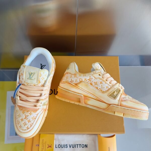 Louis Vuitton Trainer Orange Lettering Logo
