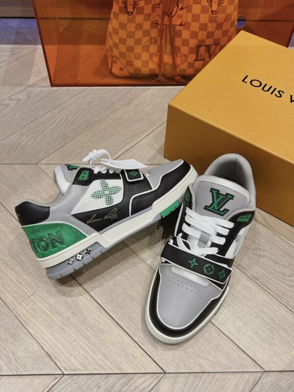 Louis Vuitton Trainer Black Green and White