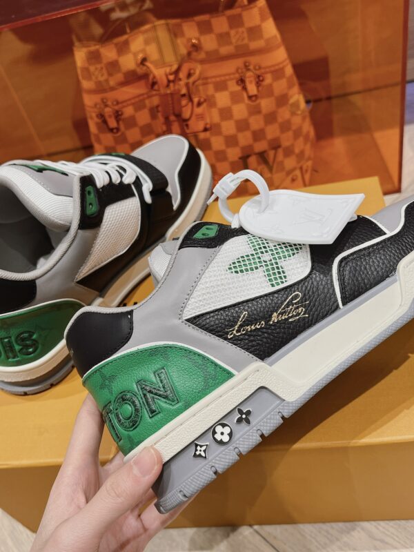 Louis Vuitton Trainer Black Green and White