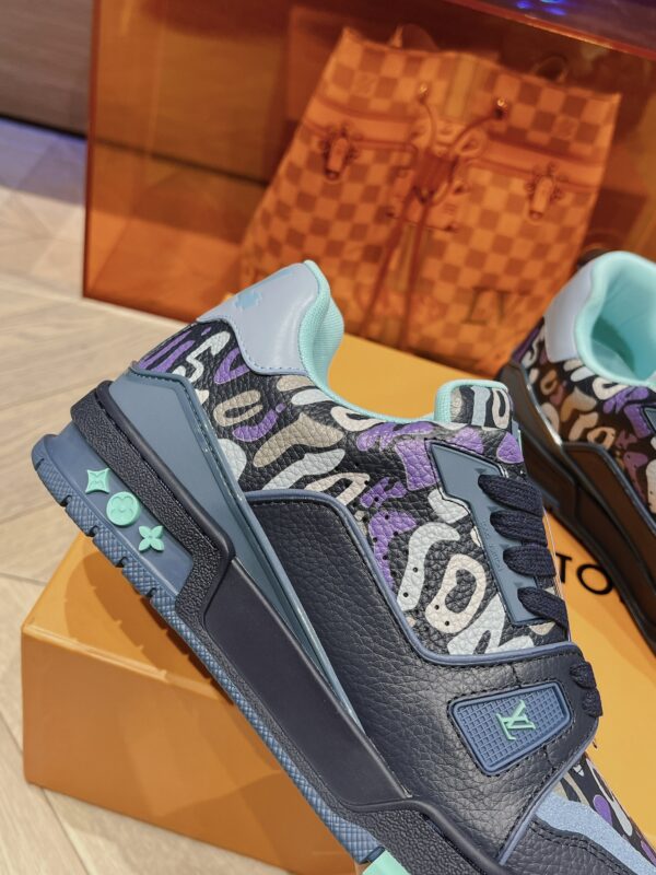 Louis Vuitton Trainer Graffiti Blue