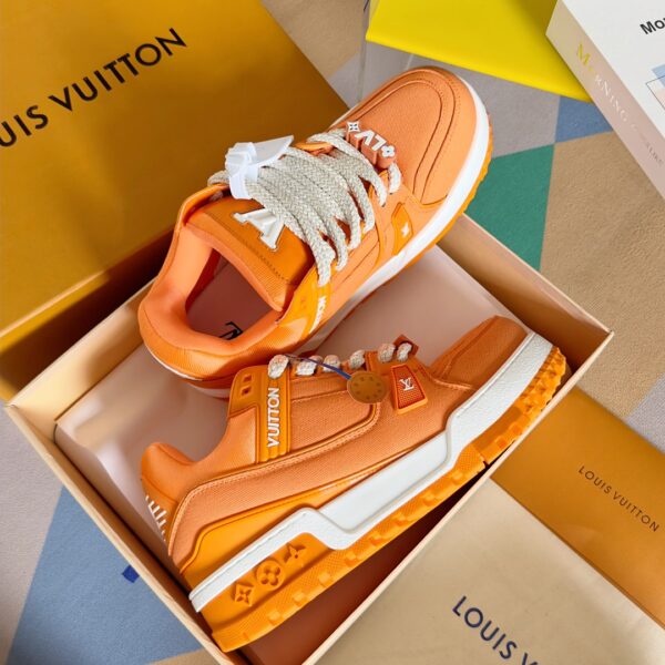 Louis Vuitton Trainer Maxi Orange