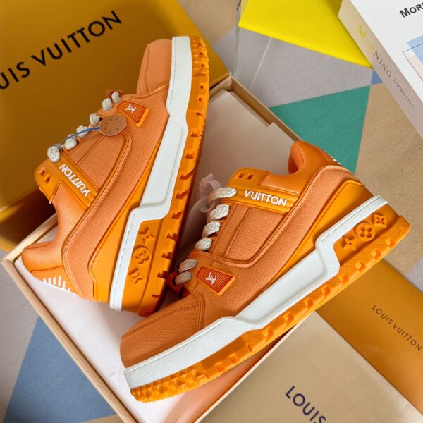 Louis Vuitton Trainer Maxi Orange