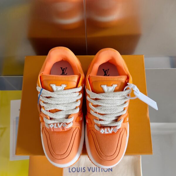 Louis Vuitton Trainer Maxi Orange