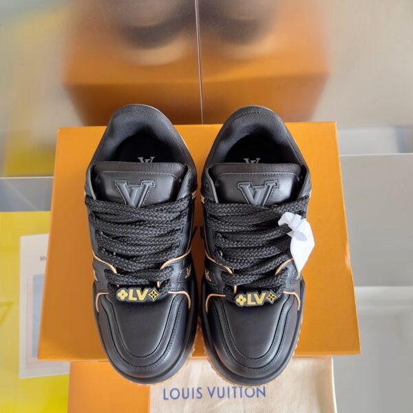Louis Vuitton Trainer Maxi Black