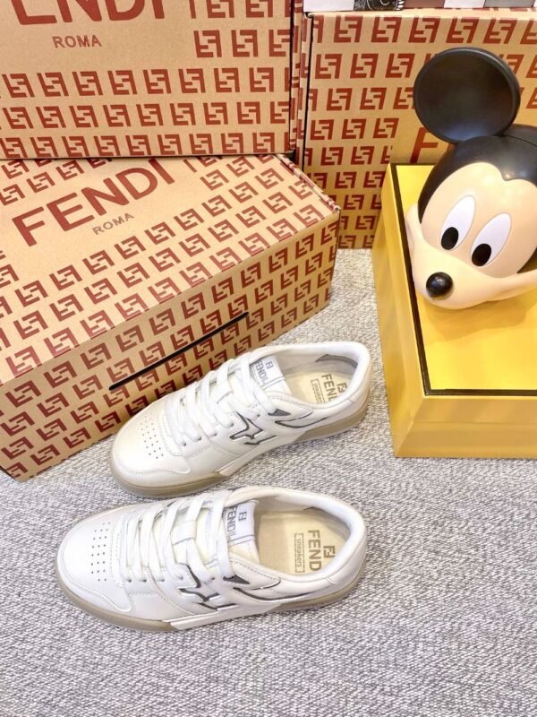 Fendi FD match White